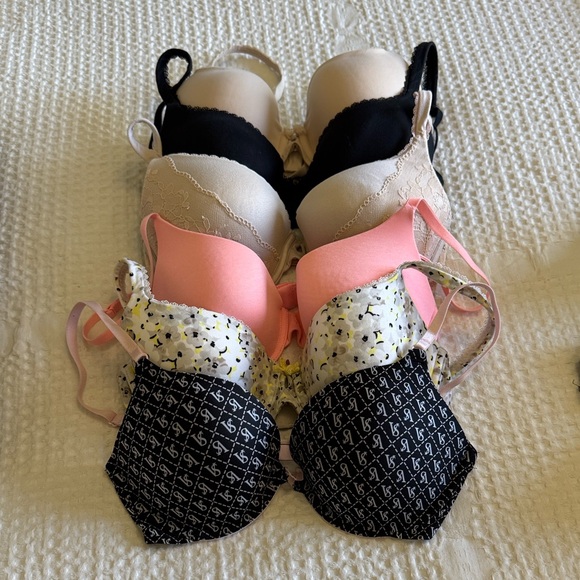 Victoria's Secret Other - Victoria's Secret Bra Bundle 32D